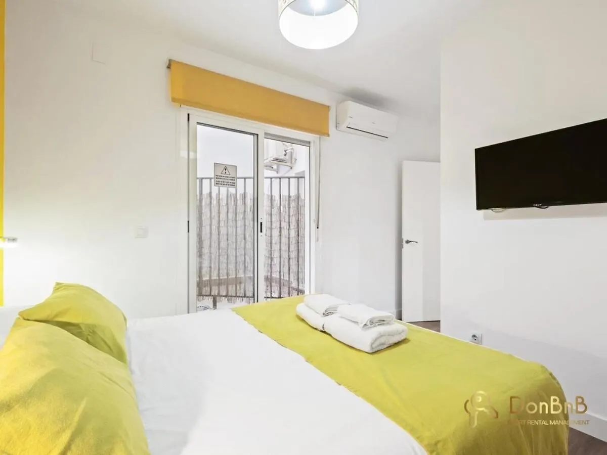 Family Flat In Central Малага