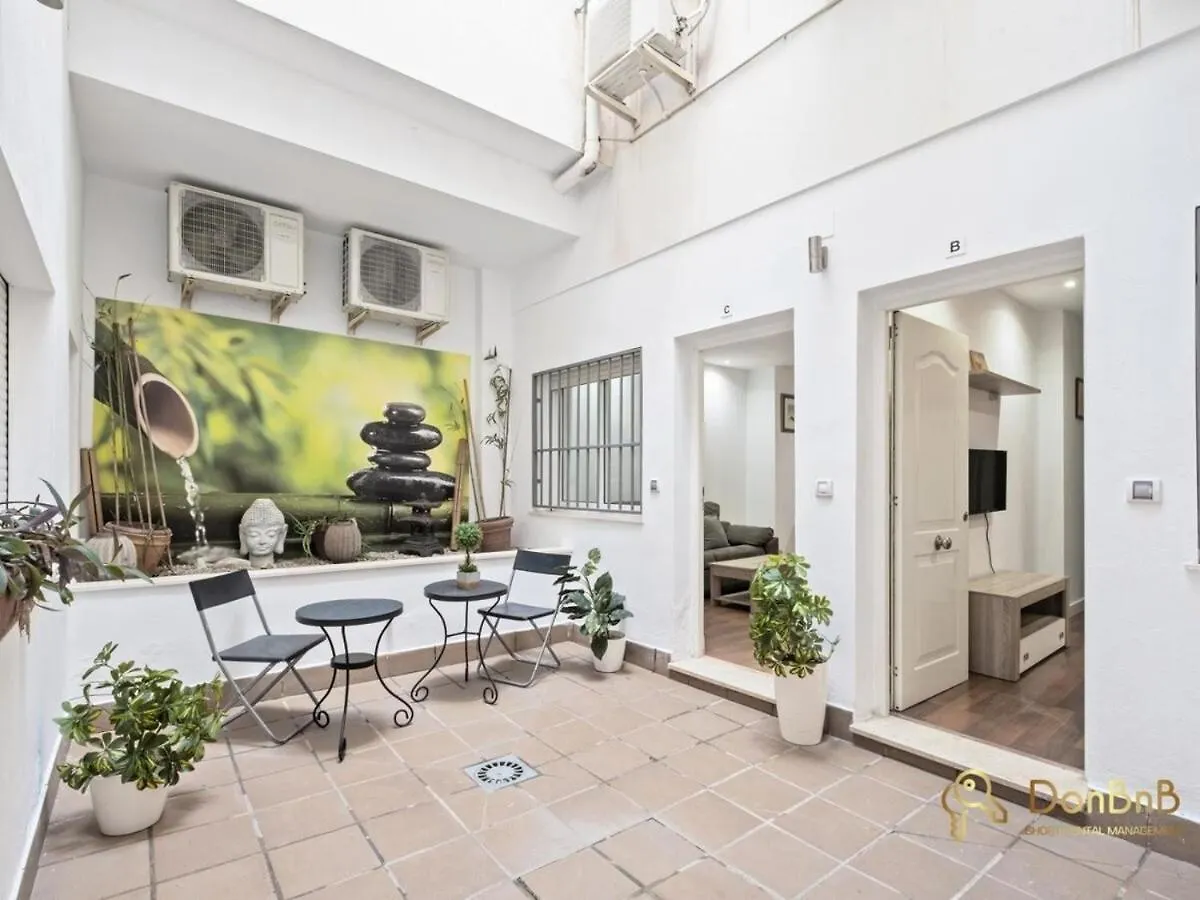 Апартаменты Family Flat In Central Малага