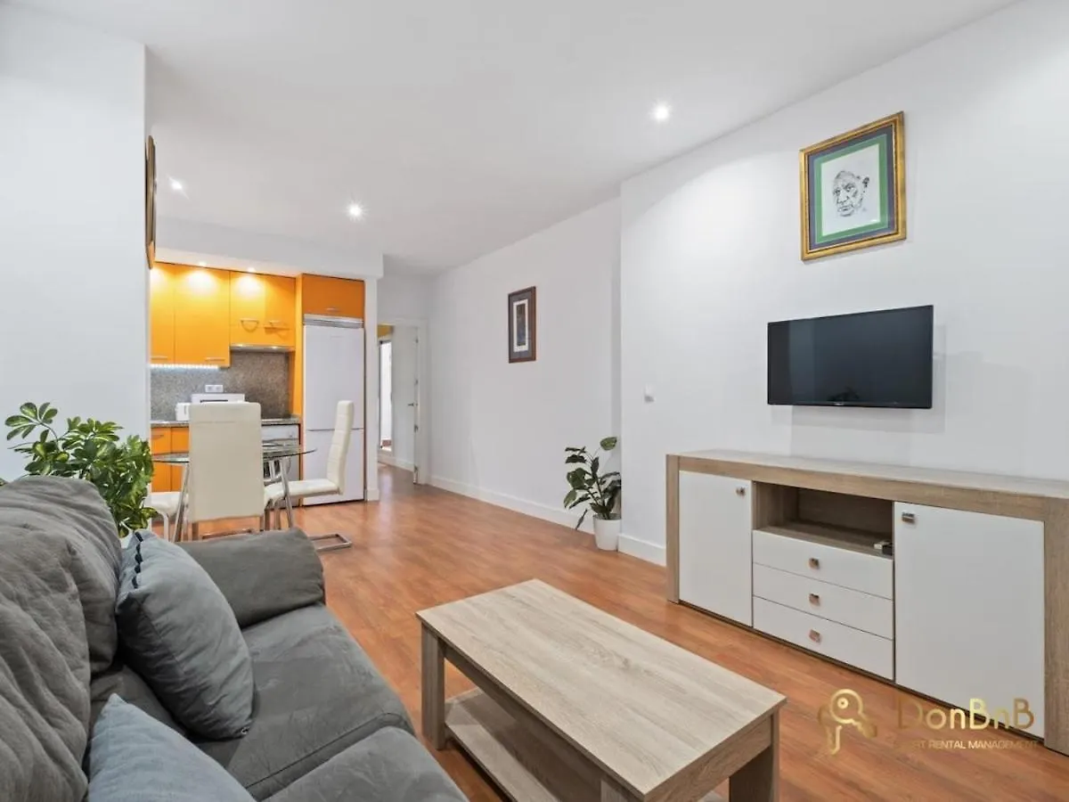 Family Flat In Central Малага